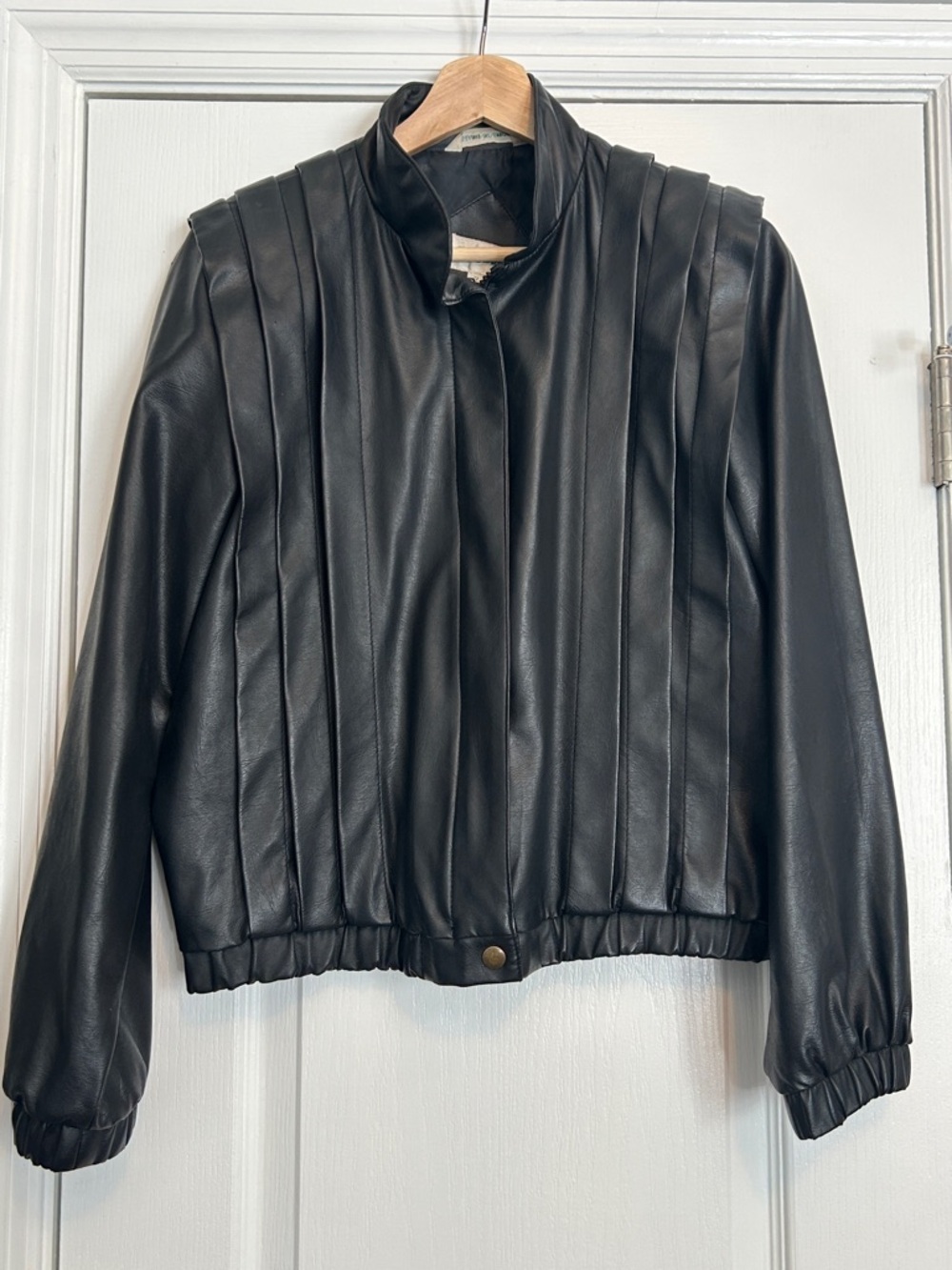 Black Faux Leather Vintage Zip Bomber Jacket  Vertical Piped Panels size 7